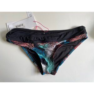 Carve Designs - Catalina Bottom